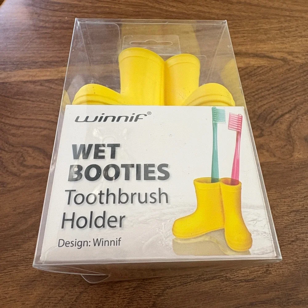 Winnif Wet Booties Yellow Toothbrush Holder New in Box Bathroom Decor Kids Child
